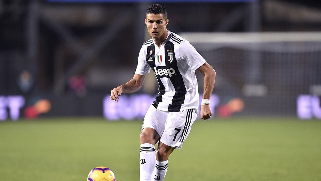 Cristiano Ronaldo johtaa Serie A:n maalipörssi 14 osumallaan.