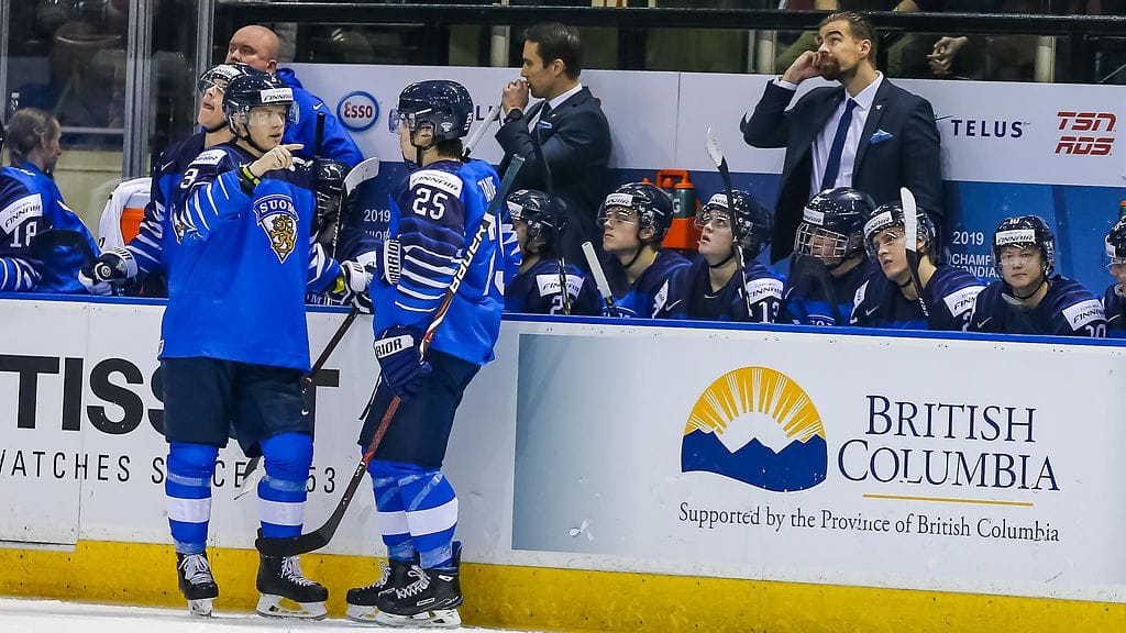 Jääkiekon alle 20-vuotiaiden MM-kisoissa Nuoret Leijonat kohtaa puolivälieräottelussa Kanadan.