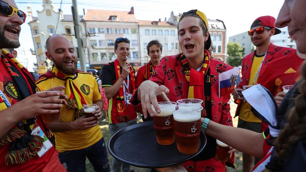 Jalkapallon MM-kisoissa Venäjällä olut loppui kesken monissa paikoissa.