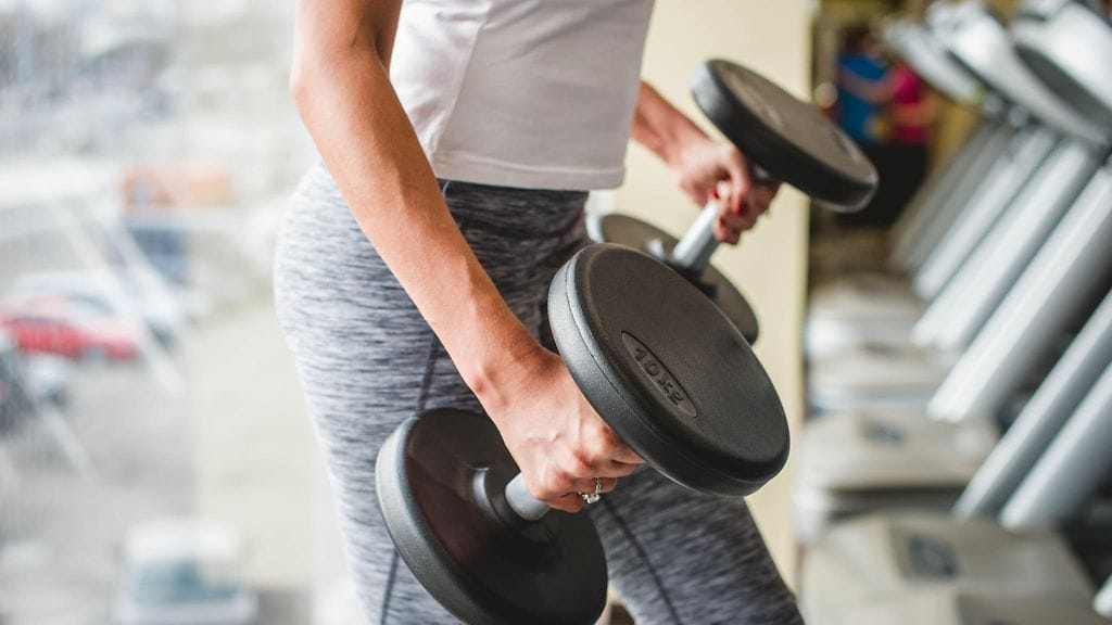 Maksujen ottamisen sijaan mies oli halunnut "sponsoroida" tytön harrastusta. Kuvituskuva.