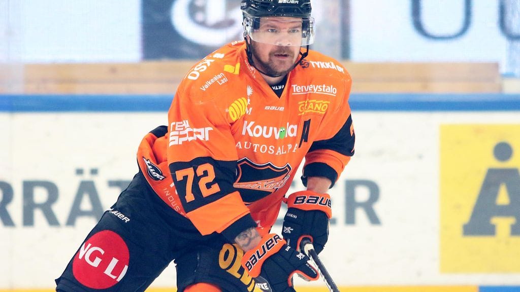 Juha-Pekka Haataja iski kaksi maalia Ilvestä vastaan Tampereella.