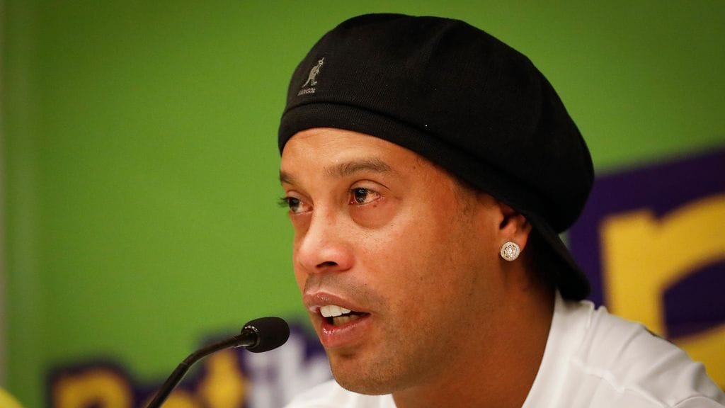 Ronaldinho on kärsinyt viime aikoina pahoista talousvaikeuksista.