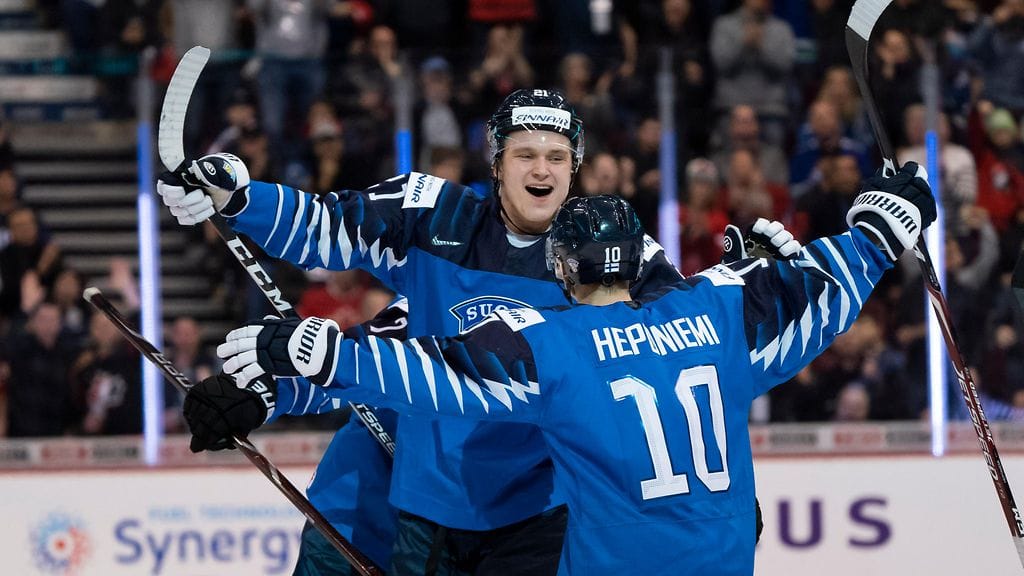 Suomi voitti tämän vuoden nuorten MM-kisoissa kultaa. Se tiesi myös varsin mukavaa lohkoa ensi vuoden kisoihin.