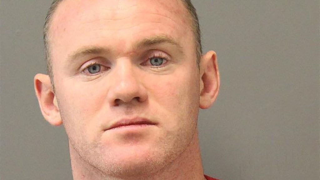 Wayne Rooney pidätyskuvassa.