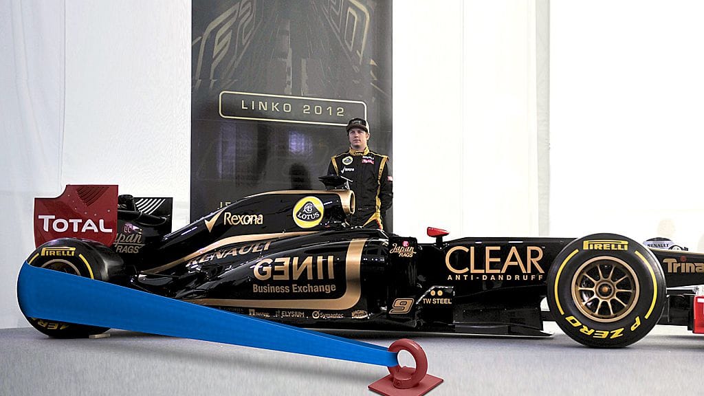 Kimi Räikkönen ja suomalaiskuljettajien salainen ase. Kuvamanipulaatio: Esko Kumpunen