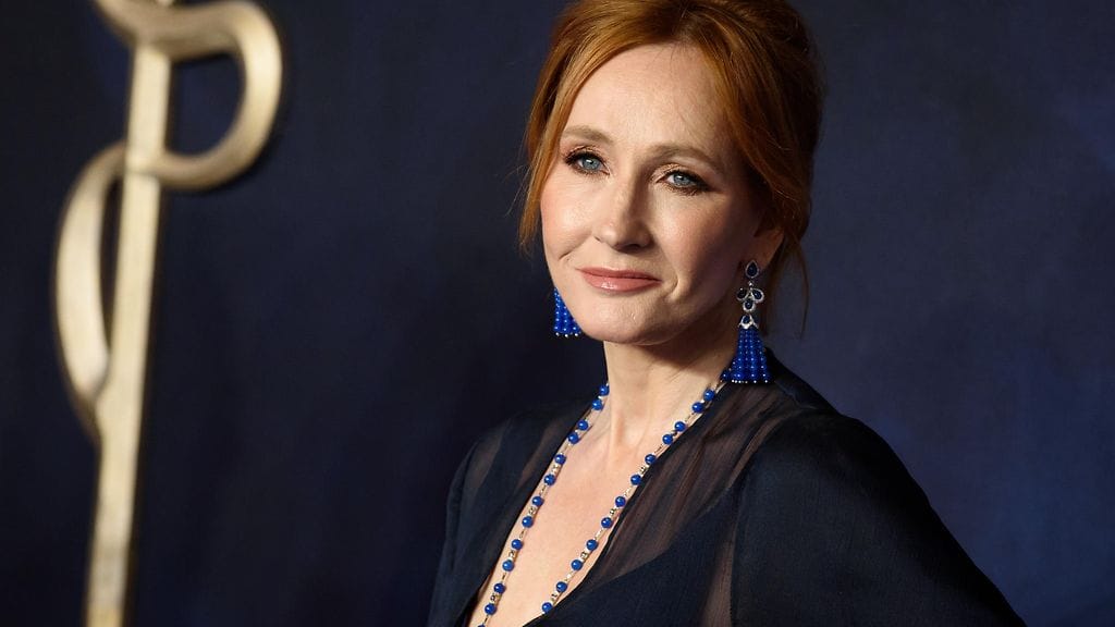 J.K. Rowling on esittänyt useaan otteeseen julkisuudessa kiistanlaisia kommentteja sukupuolesta.