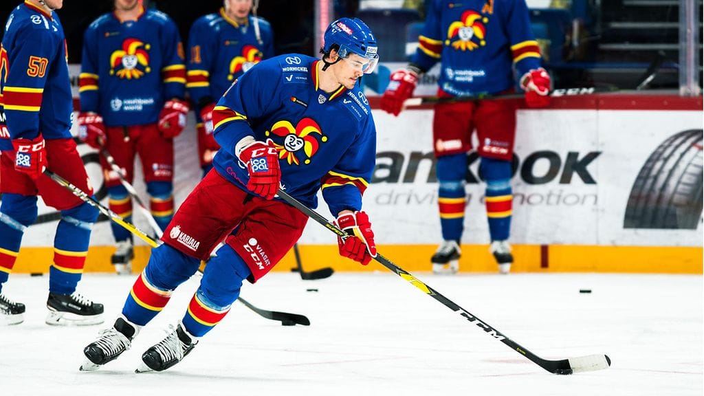 Jokerien Oliver Lauridsen pääsee peliin Shanghaita vastaan.