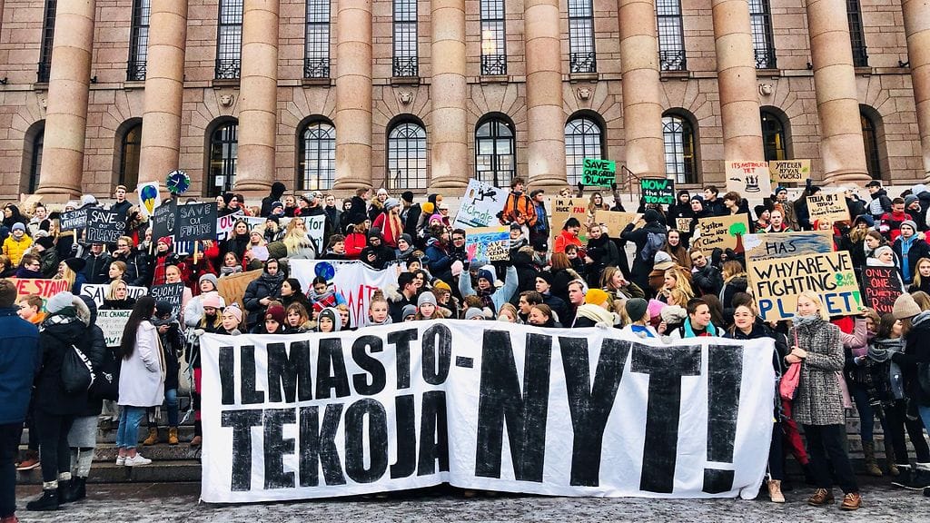 Nämä nuoret haluavat saada aikuiset ymmärtämään, että ilmaston puolesta on toimittava nopeasti.