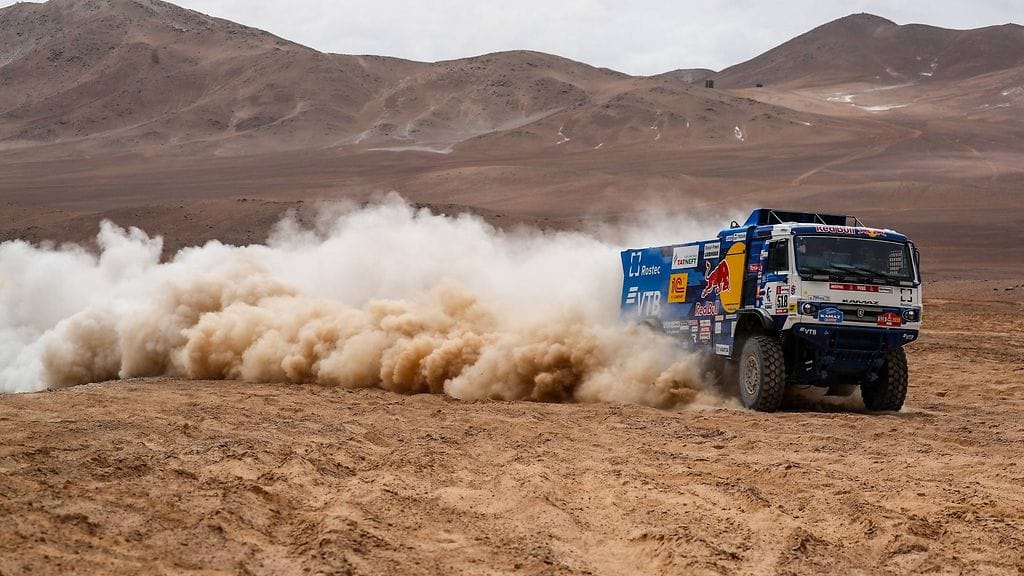 Andrey Karginov osui katsojaan Dakar-rallissa Perussa.