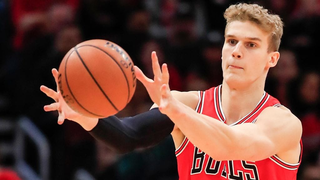 Lauri Markkanen pelaa Chicago Bullsissa toista vuottaan. Hänen kehityksestään ollaan huolissaan.