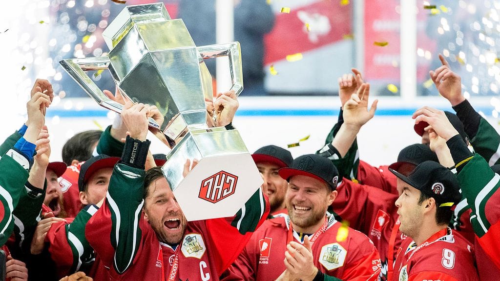 Nostaako Frölunda jälleen CHL-pokaalin ilmaan?