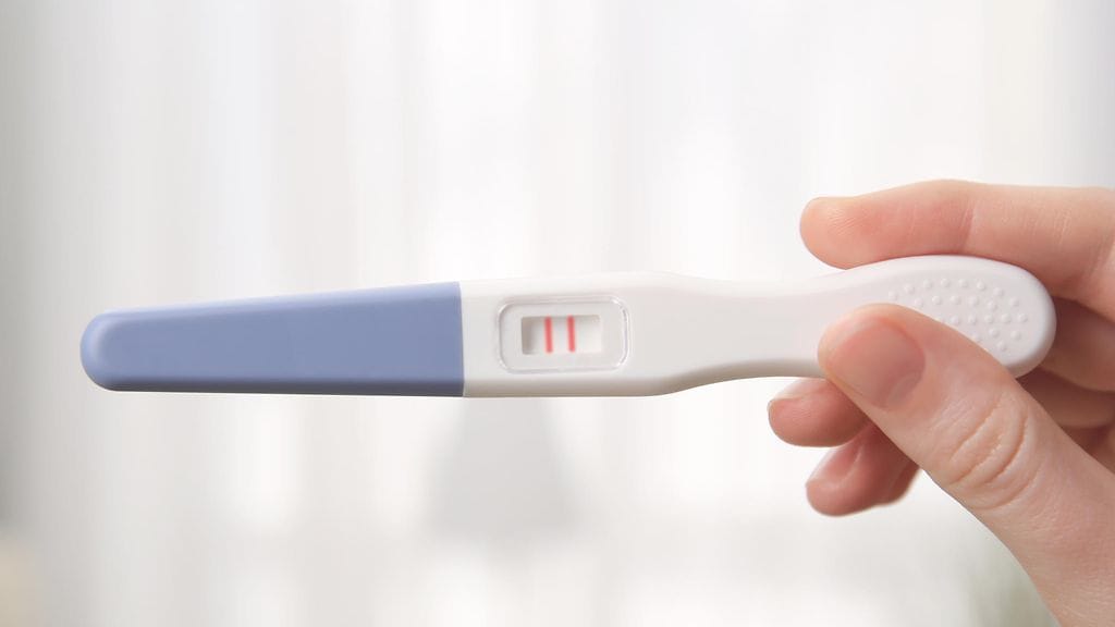 Haaveiletko nopeasti raskaaksi tulemisesta? Kannattaa kokeilla näitä seksiasentoja onnistuaksesi!