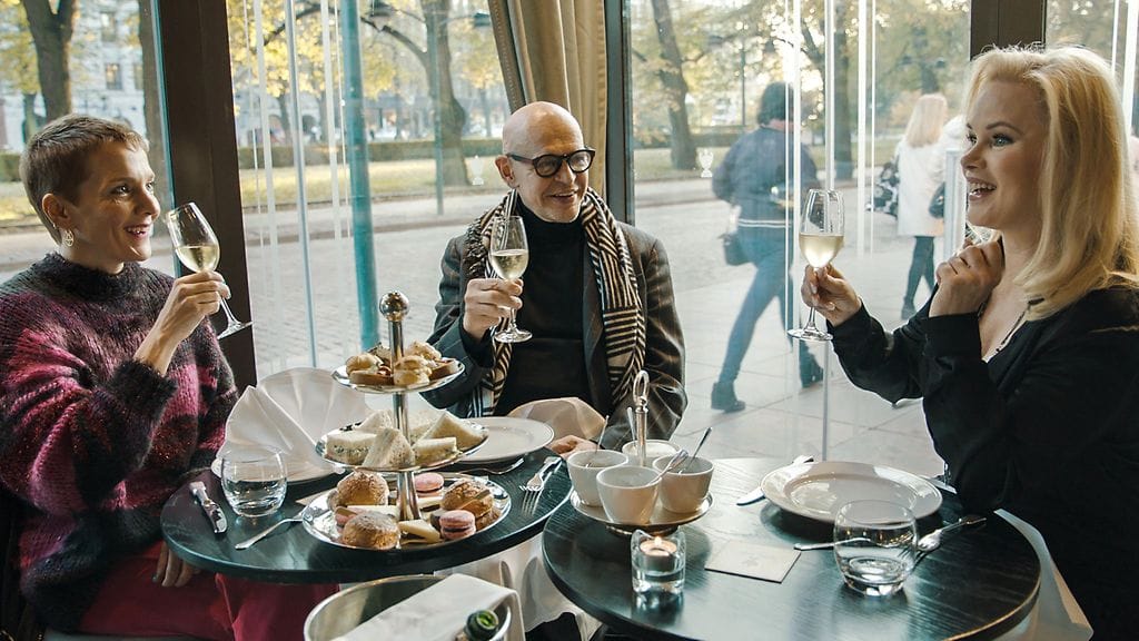 Maria Veitola, Helena Lindgren, Jorma Uotinen.