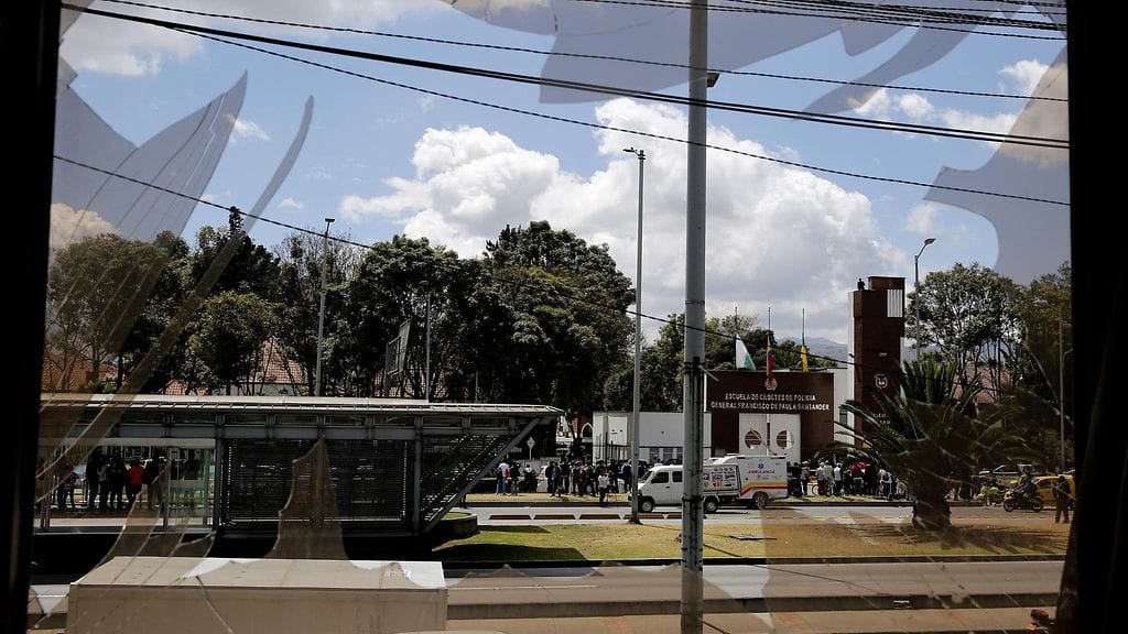 Bogotan autopommi-iskussa kuoli 20 ihmistä ja loukkaantui 68.