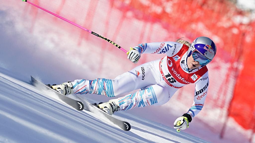 Lindsey Vonn palasi kisaamaan Italian Cortinassa.