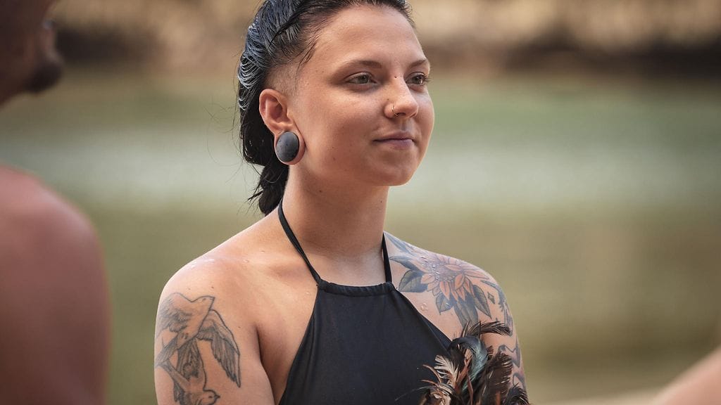 selviytyjat_suomi_kausi_2_promo_buwaya_veronica_verho_1_kuvaaja_lars_johnson