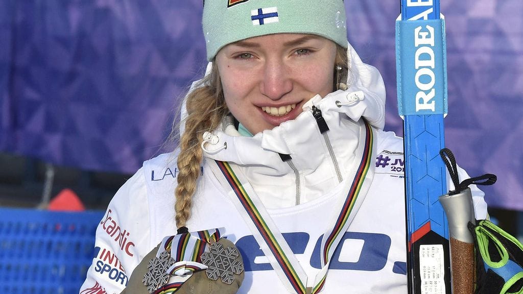 Anita Korva hiihti kolme nuorten MM-pronssia viime talvena.