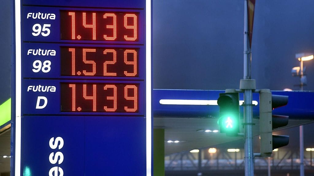 Kuvituskuvaa bensatankilta.