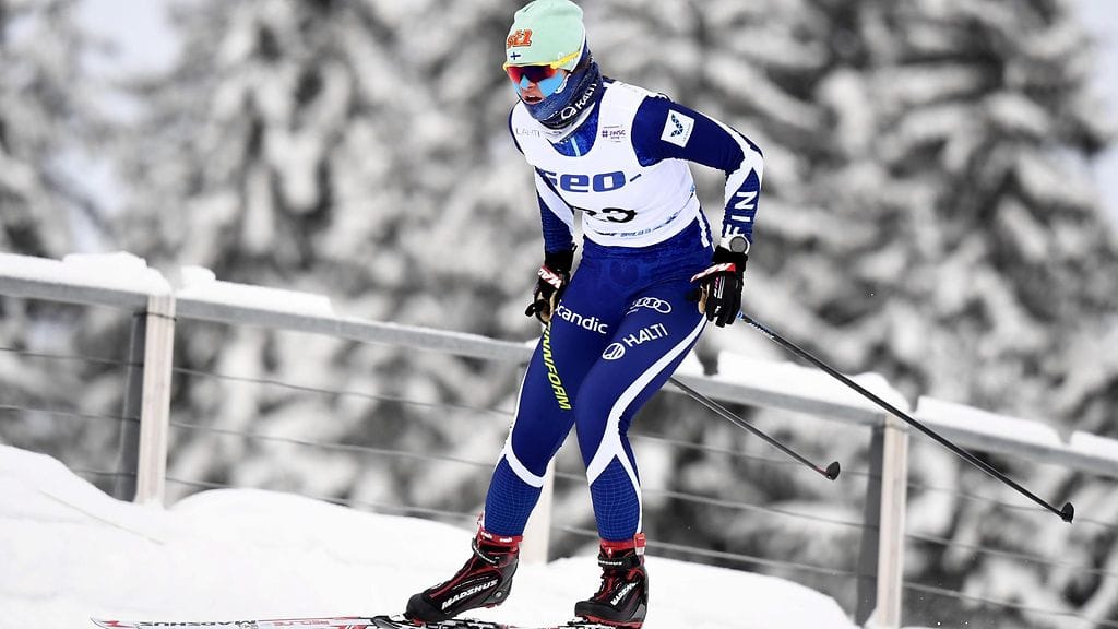 Suomi sijoittui naisten viestissä alle 20-vuotiaiden MM-kisoissa seitsemänneksi. Kuvassa Hilla Niemelä.