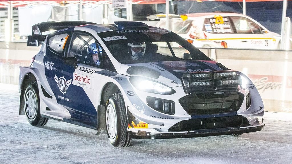 Valtteri Bottas ja Timo Rautiainen ajavat Rovaniemellä M-Sportin Ford Fiesta WRC:llä.
