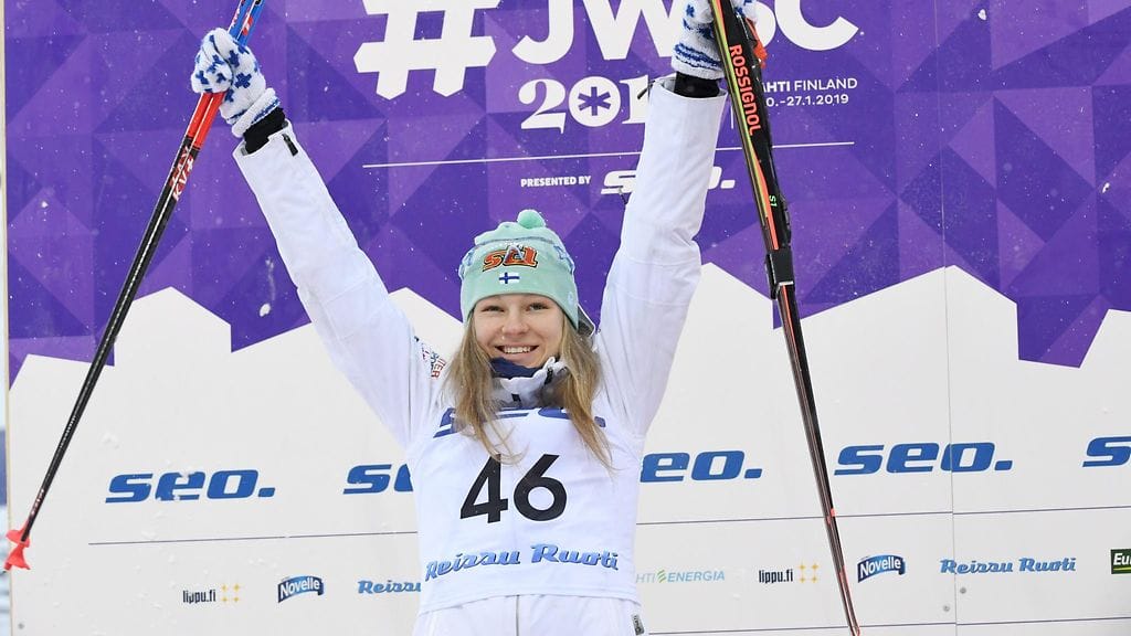 Eveliina Piippo juhli nuorten MM-hopeaa Lahdessa tällä viikolla.