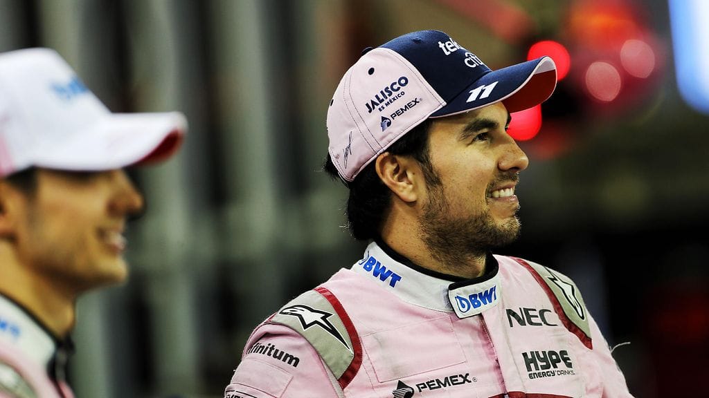 Sergio Perez murahti arvostuksesta, joka kohdistui häneen ja viime kauden tallikaveriin Esteban Oconiin (vasemmalla).