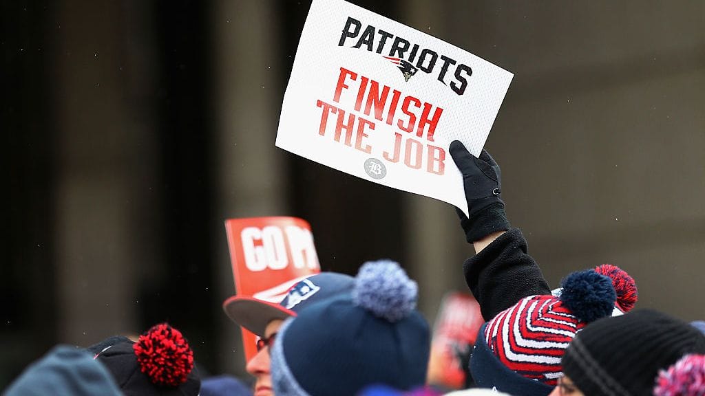 New England Patriotsin kannattajat ovat täysillä joukkueensa tukena.