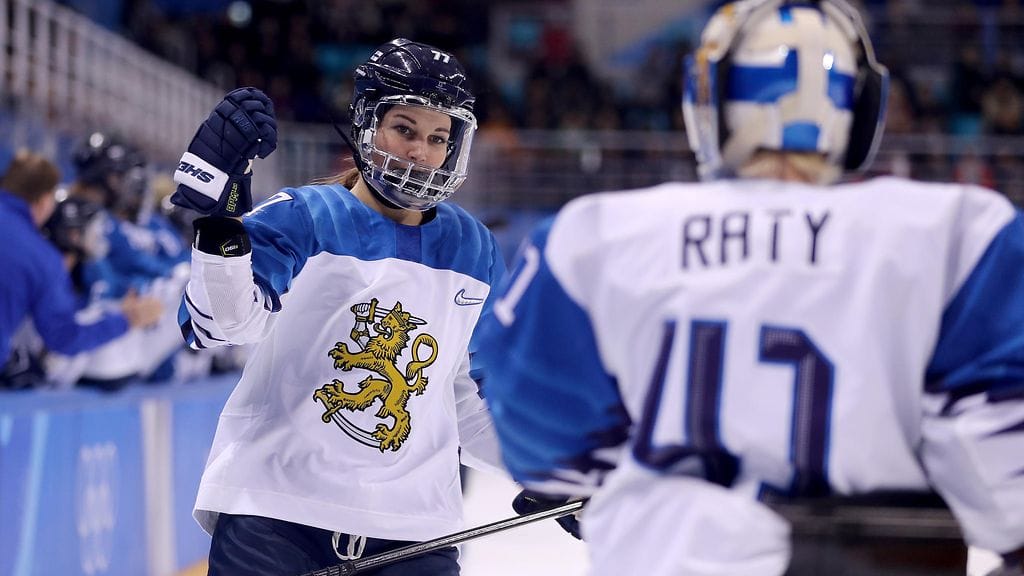 Susanna Tapani on valmistautunut naisten MM-kotikisakevääseen TPS:n liigaringin toipilaiden jäävuoroilla.