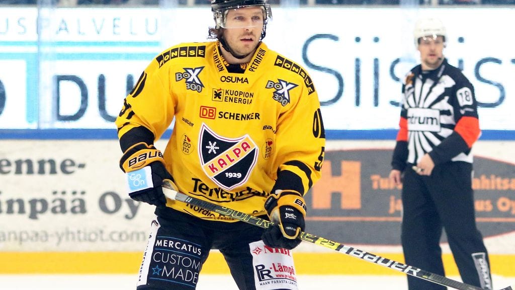 Ryan Wilson tarjosi fyysisyyttä Kuopiossa.