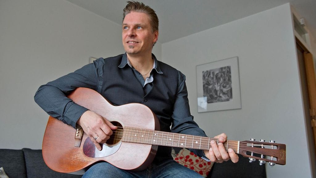 Esa Eloranta työskenteli nuoruuden idolinsa Harri Marstion kanssa Kultakurkut-yhtyeessä.