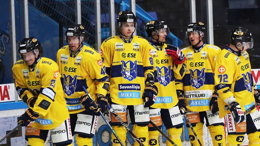 Jukurien ottelu keskeytettiin ensimmäisessä erässä.