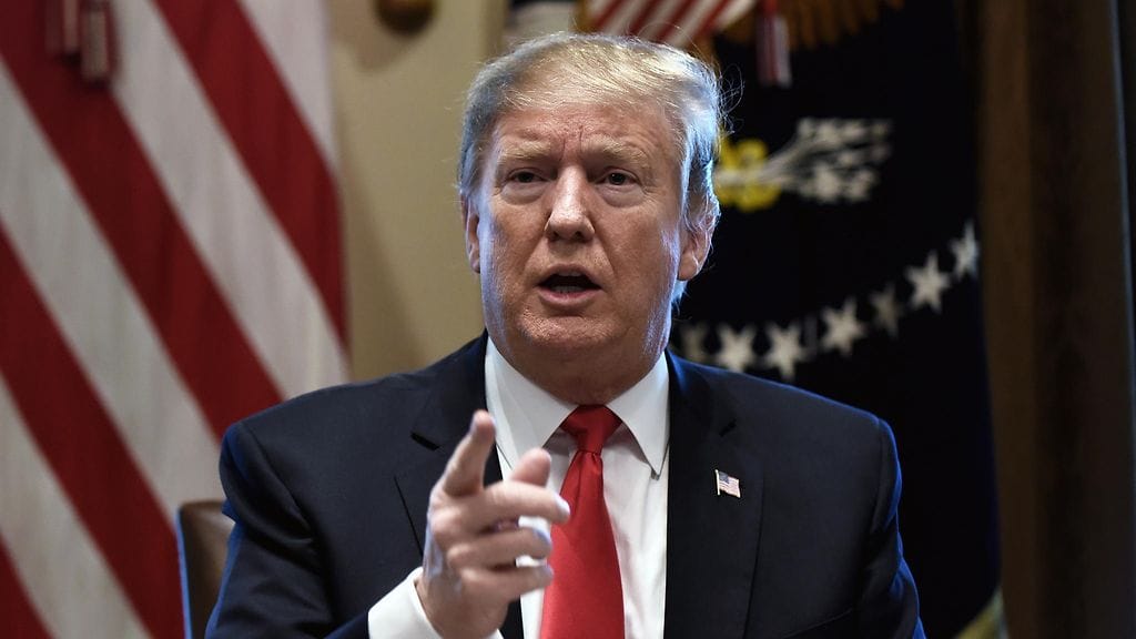 Aaltolan mukaan Trump laskelmoi, että hätätilan julistamista vastustavan oikeusprosessin myötä muuri pysyy keskustelunaiheena jatkossakin.