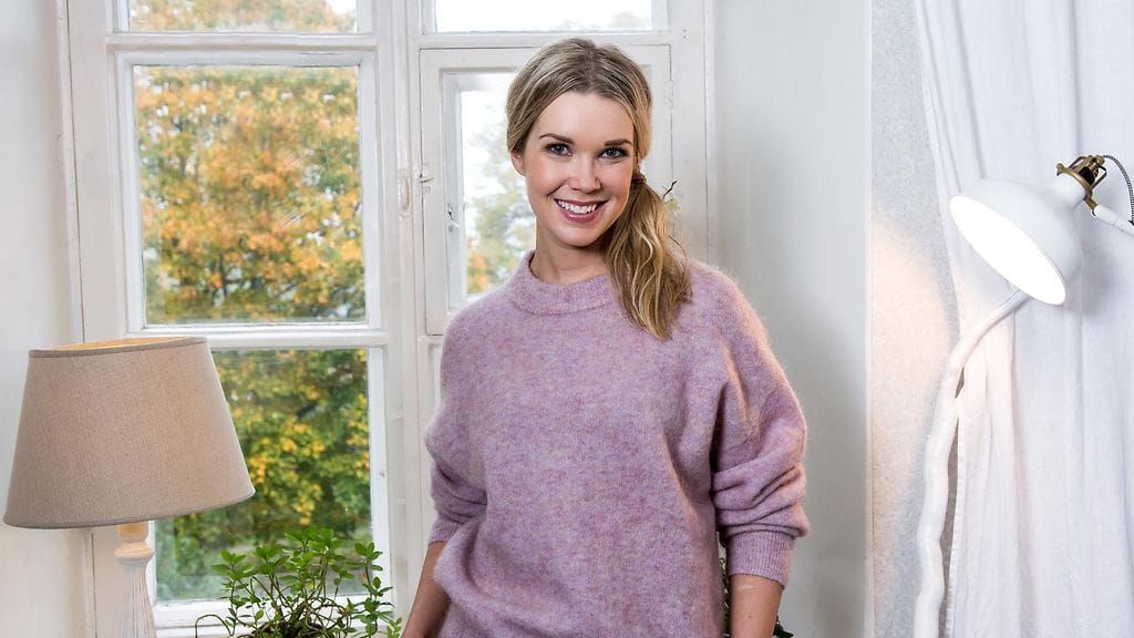 Tuija Pehkonen kertoo myöntyneensä Eero Ettalan kosintaan.