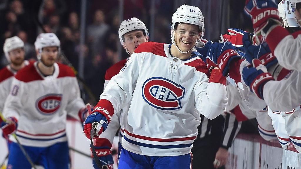 Jesperi Kotkaniemi tuuletti Ducks-ottelussa.