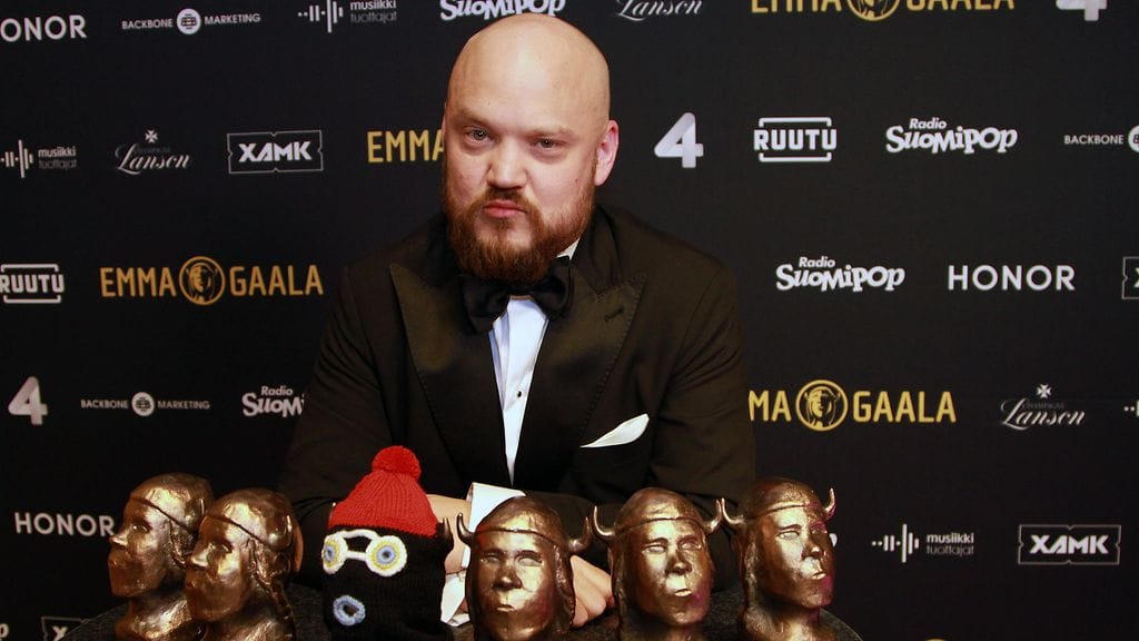 Pyhimys ja kuusi voitettua Emma-patsasta Emma-gaalassa 6. helmikuuta 2019.