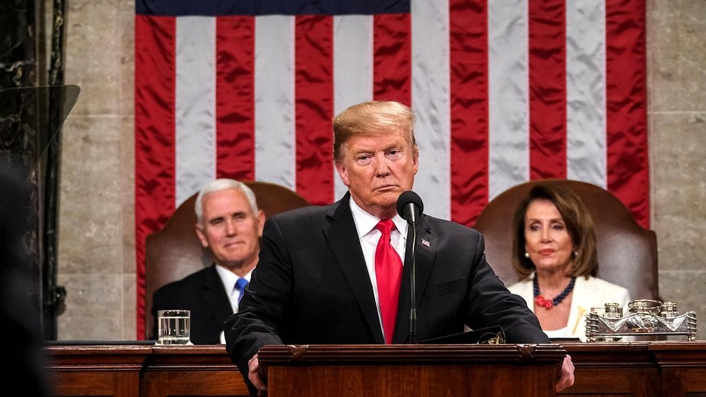 Puhemies Nancy Pelosin mukaan Trump ei sovi presidentiksi eikä ole välttämättä edes virkarikossyytteen arvoinen.