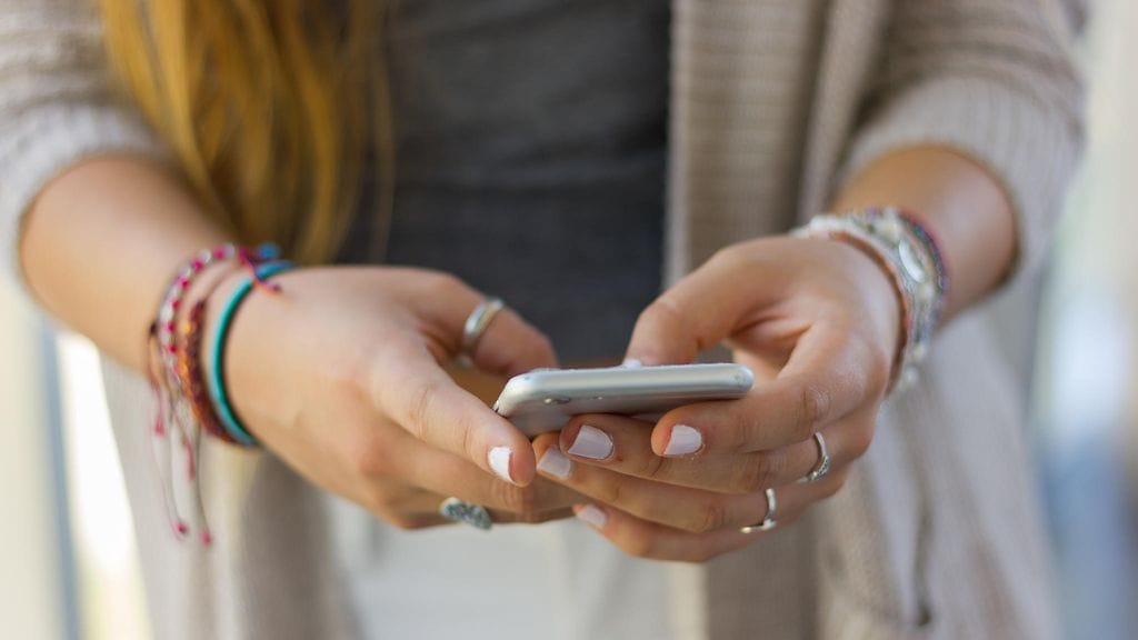 Kiusaaja huijasi 14-vuotiaan Meghanin lähettämään hänelle alastonkuvan Snapchatissa