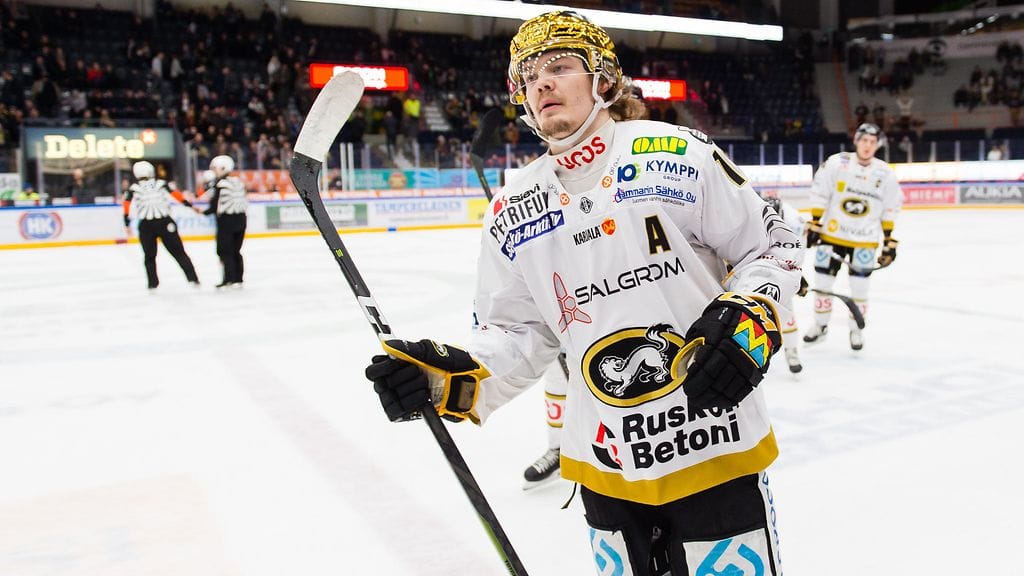 Sarjakärki Kärpät joutuu tulemaan toimeen ilman kultakypäräänsä Ville Leskistä, joka on Leijonien mukana Ruotsin EHT-turnauksessa.