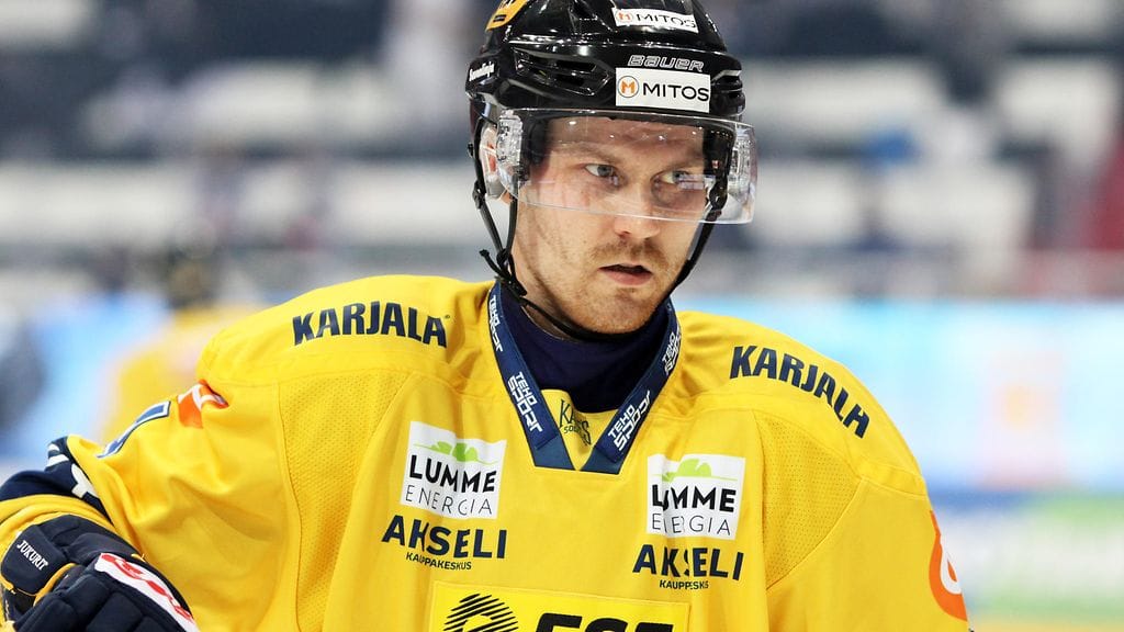 Teemu Suhonen siirtyy Tapparaan.