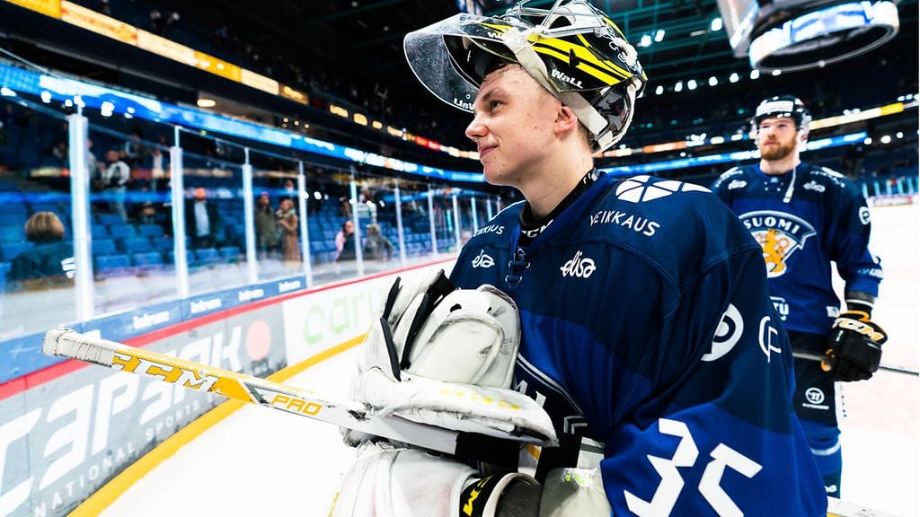 Veini Vehviläinen saa jälleen mahdollisuuden pitää maalinsa puhtaana Leijonien veräjällä.