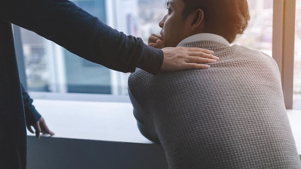 Itsemurhien tehokas ehkäisy on auttanut puolittamaan Suomessa tehdyt itsemurhat. Kuvituskuva.