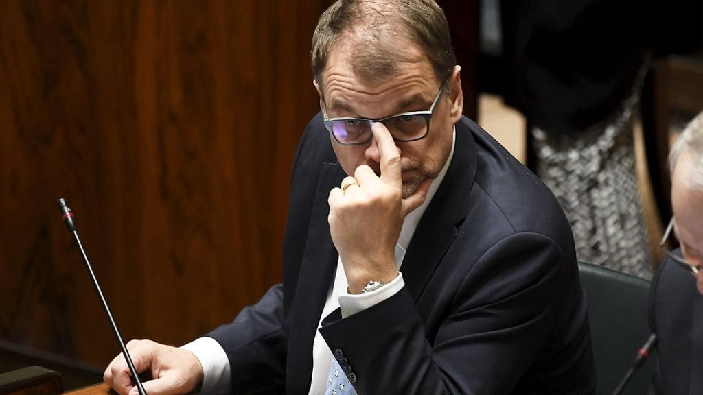 Pääministeri Juha Sipilä (kesk.) eduskunnan täysistunnossa Helsingissä 8. helmikuuta 2019. Hallitus sai eduskunnan luottamuksen istunnossa järjestetyssä välikysymysäänestyksessä äänin 99-88.