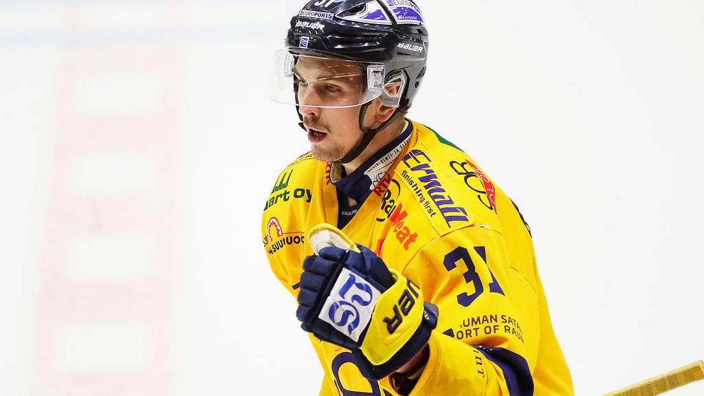 Eetu Koivistoinen teki kolme maalia Pelicansin verkkoon.