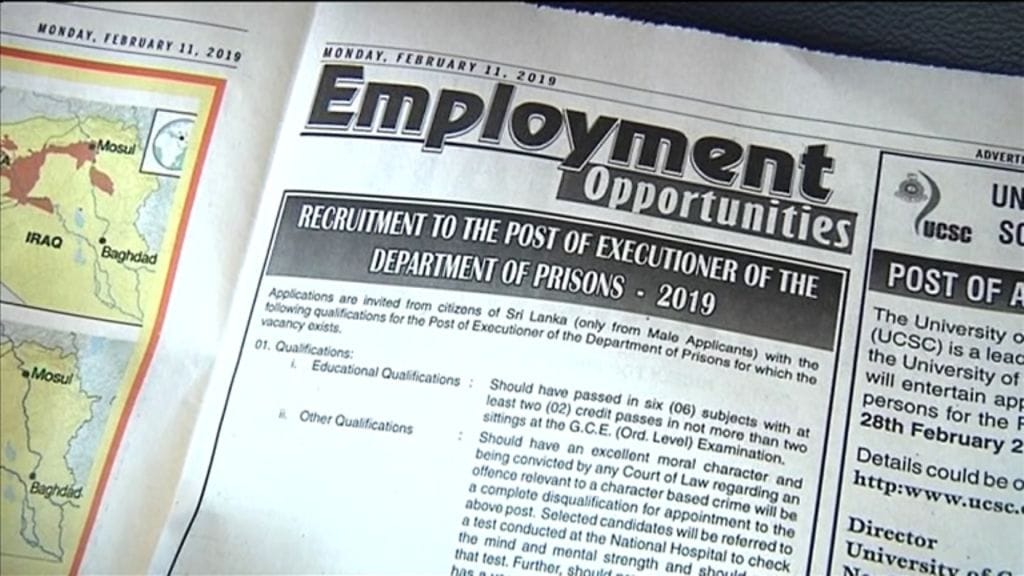 Srilankalaisessa sanomalehdessä etsitään kahta pyöveliä.