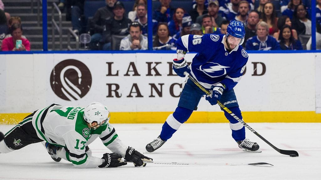 Nikita Kutsherov naulasi Dallas Starsia vastaan tehot 1+3.