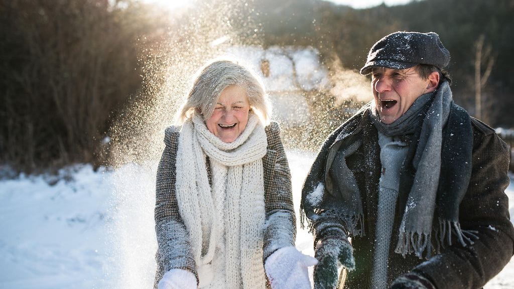 Savuttomuus, normaalipainoisuus ja hyvä verenpaine lisäävät elinvuosia. Kuvituskuva.