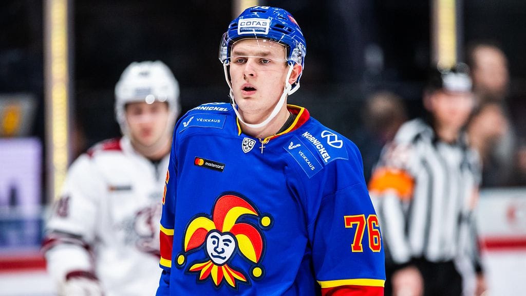 Kristian Vesalainen on Jokereiden ykkösketjussa perjantain SKA-vierasottelussa.