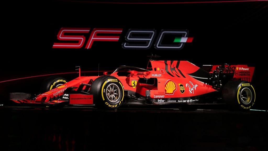 Kuva Ferrarin uudesta autosta.