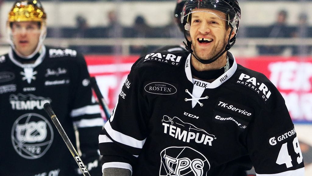 Ilkka Heikkisen pyssy puhui tulisesti Tampereella.