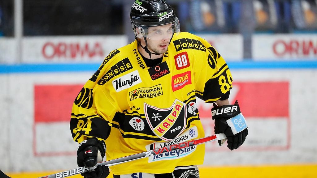 Jyri Junnila teki seurahistoriaa Jukurit-ottelussa.